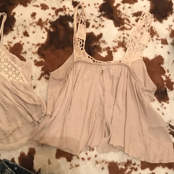 Forever 21 blouse open back - Picture 2 of 2